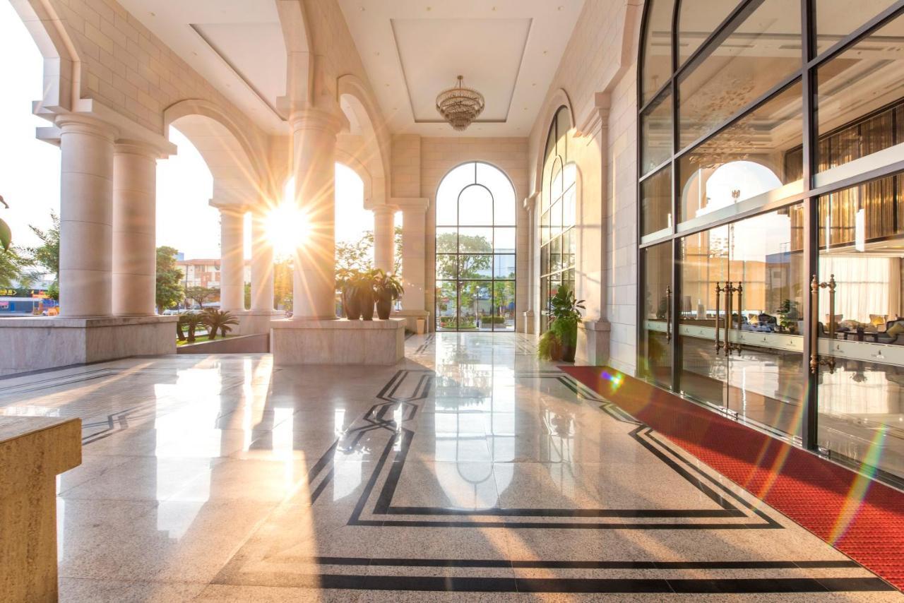 Melia Vinpearl Hai Phong Rivera Exterior photo